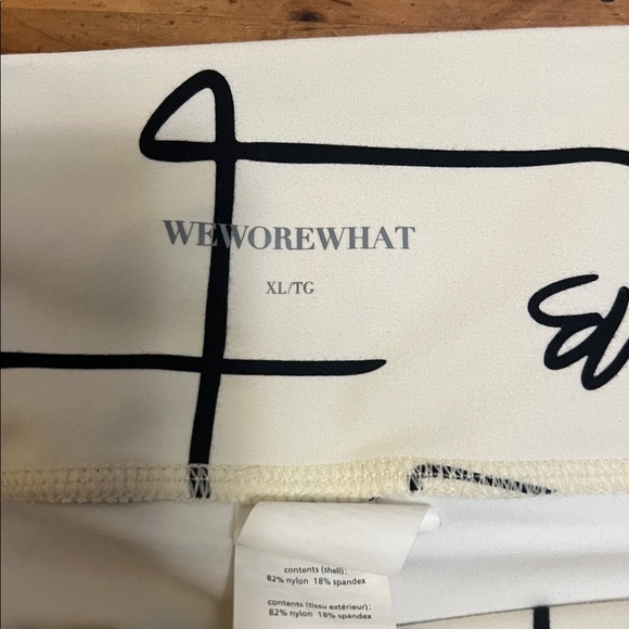WeWoreWhat Sports bra and biker short XL - Picture 4 of 16
